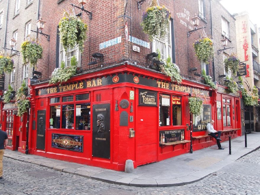 Pub in Ireland.